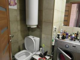 Mine reparationer i badeværelset og toilet (besluttet at kombinere toilettet med badeværelse)