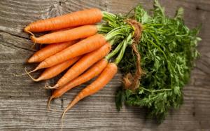 Hvad påvirker sødme af gulerødder?