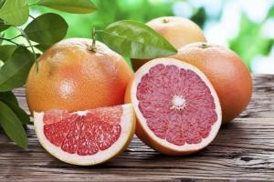 Er det rigtigt, at grapefrugt er nyttig for alle?