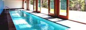 Hvordan til at bygge en swimmingpool i et privat hus