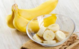 Fordele og skadelige virkninger af bananer til kroppen