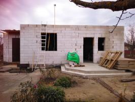 Opbygning af et hus (forberedelse til murede vægge)
