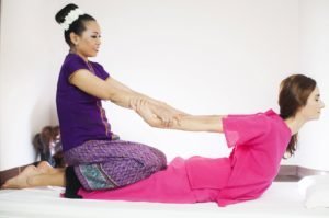 Den thailandske massage er nyttig og hvordan det skal gøres