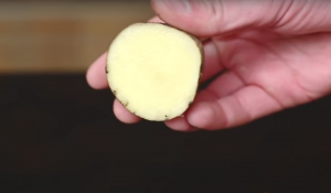 Hvordan til at skrue sprængningen af ​​den pære fra soklen
